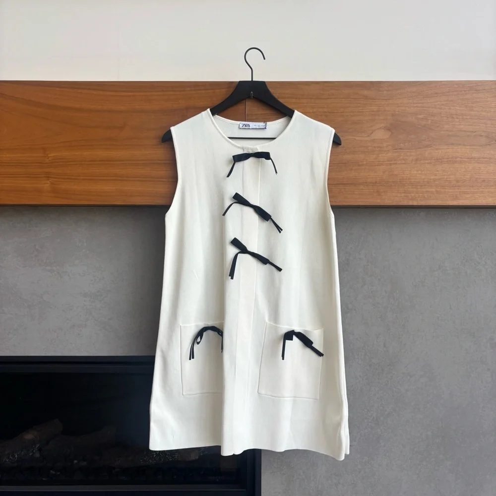 NWT ZARA KNIT MINI DRESS WITH CONTRASTING BOWS, SIZE L - Picture 7 of 14